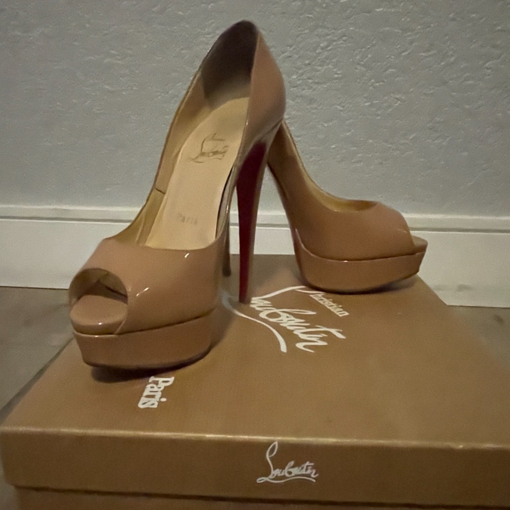 Christian Louboutin Peep toe Patent shoe
